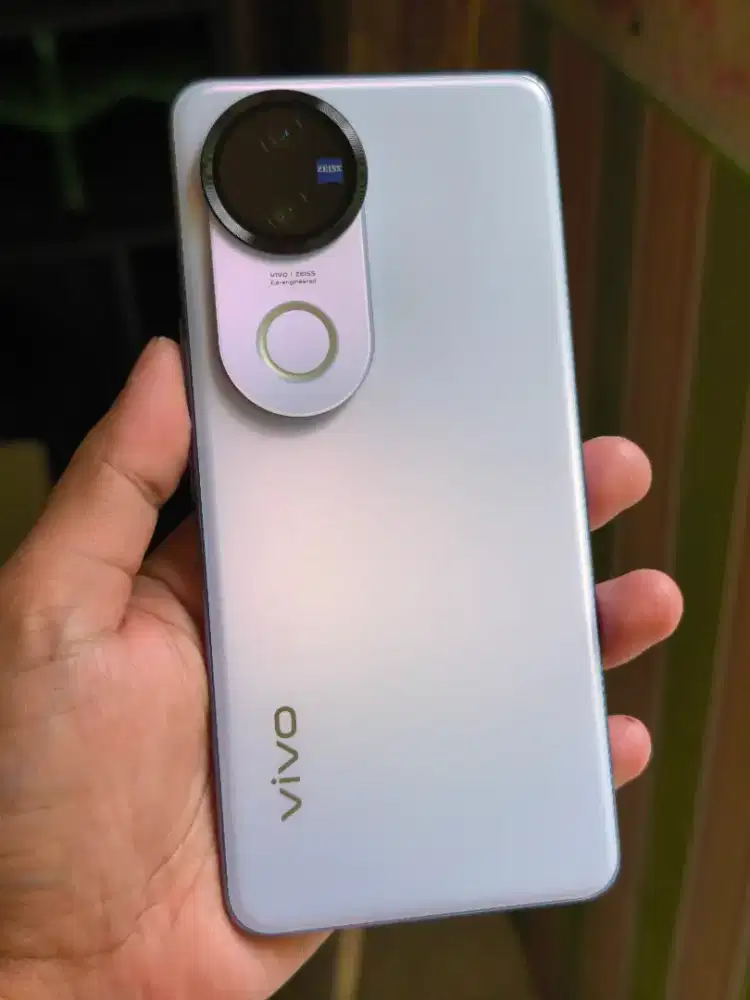 VIVO V50 5G 12/256 FULSET ORI