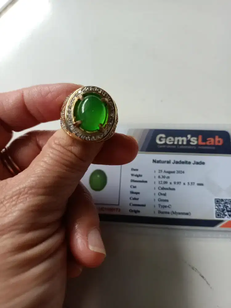 cincin permata jade