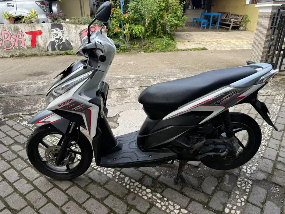 Vario techno tahun 2011 plat AB Bantul