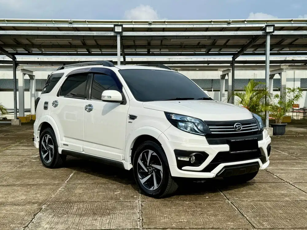 DAIHATSU TERIOS R ADVENTURE 2016