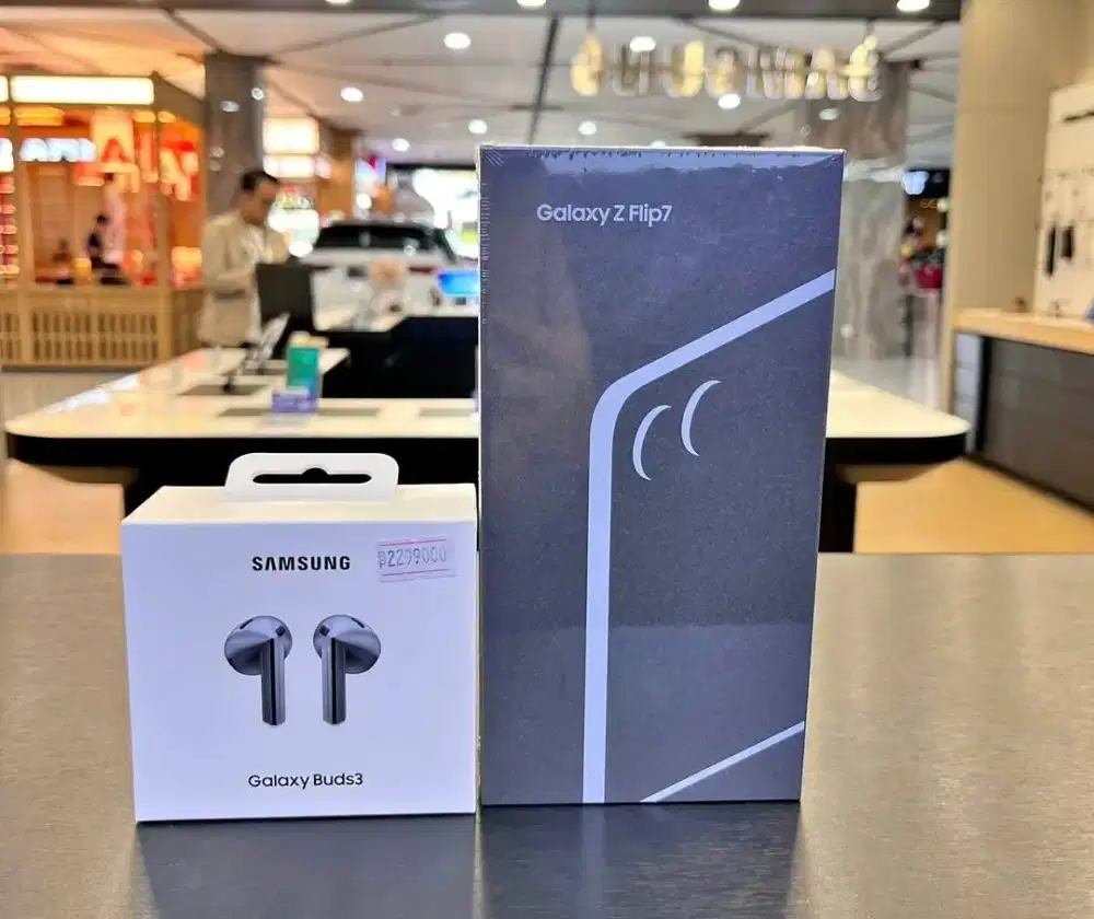 SAMSUNG ZFLIP 7 12/512GB BERGARANSI RESMI BONUS BUDS 3