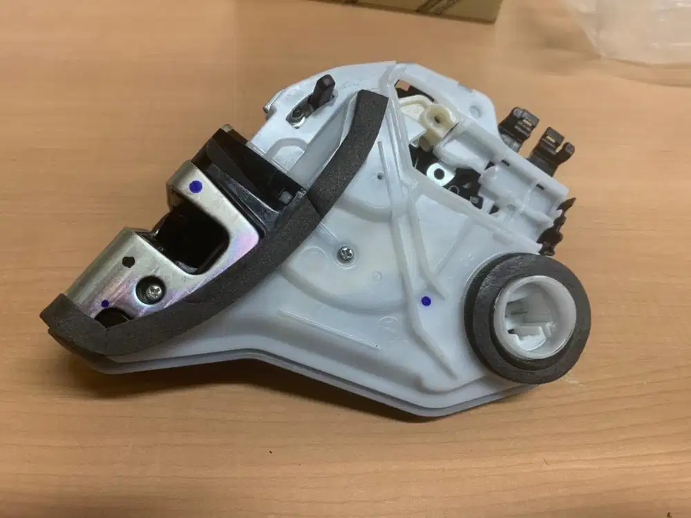 Motor Doorlock Corolla Altis 2022