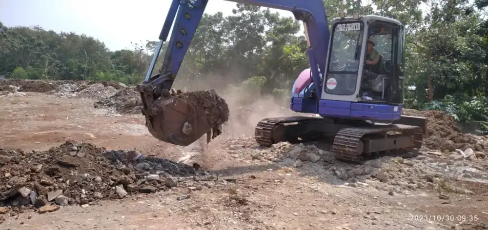 Excavator pc50 75 78 breaker dumptruck beko pc30