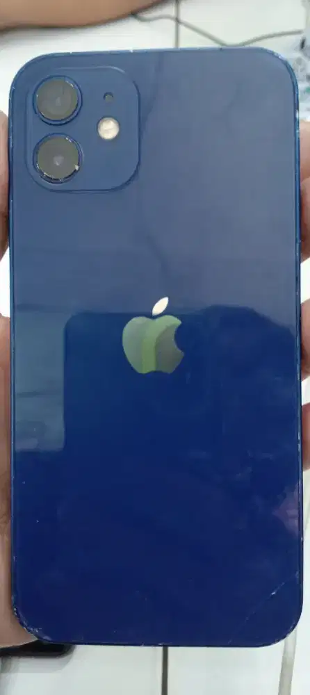 iPhone 12 , 64gb