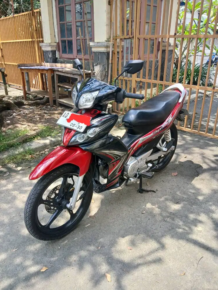 Yamaha Jupiter Z CW 2010 Merah