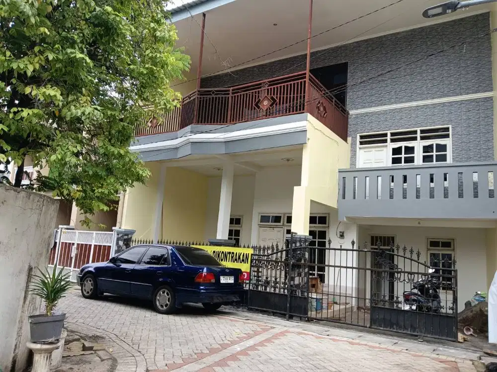 Dijual Rumah Besar Strategis di Penjaringansari Merr Surabaya