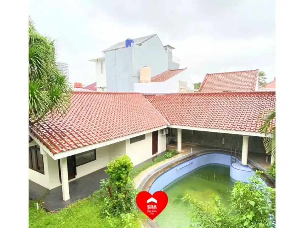 Rumah Mewah di Kawasan Elit Menteng Jakarta Pusat