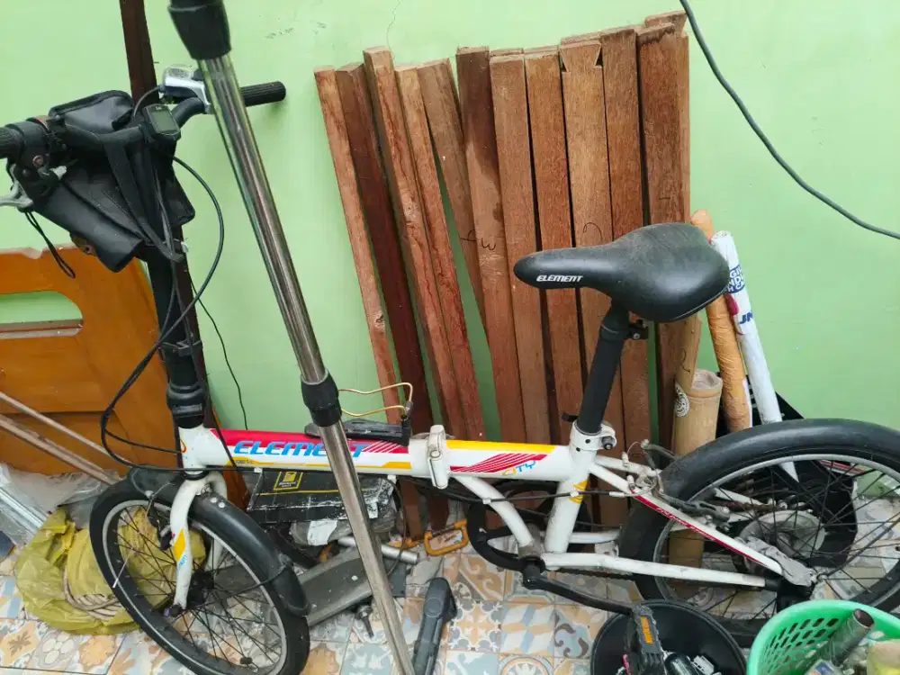 Dijual sepeda lipat element