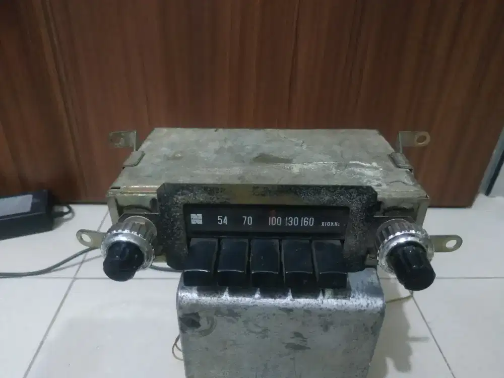 Tape radio mobil jadul vintage classic