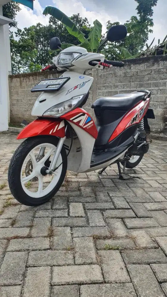 Mio-J Mulus tahun 2013 plat AG