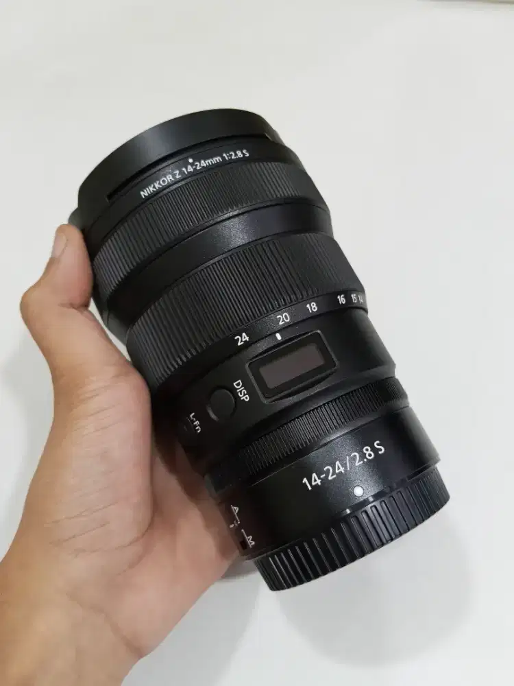 Lensa nikkor Z 14-24mm f2.8 likenew fullset box