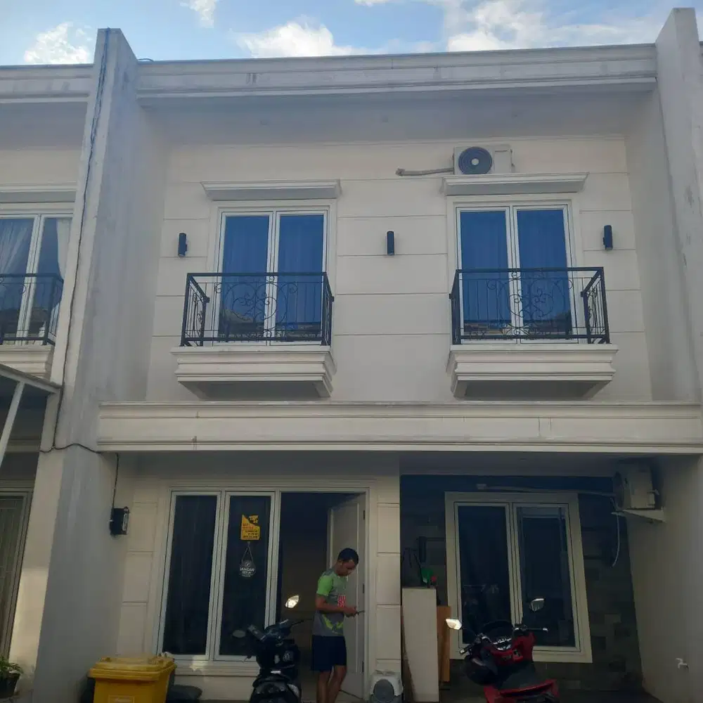 TAKE OVER RUMAH 2 LANTAI Cicilan 6 Jutaan