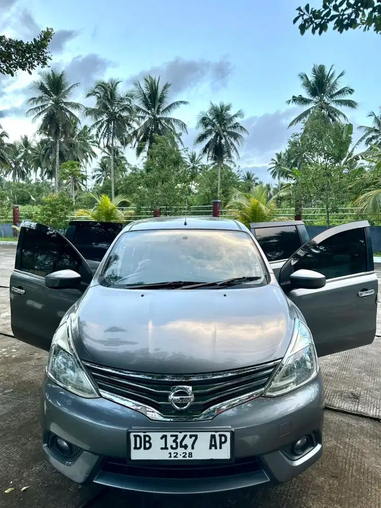Nissan Grand Livina