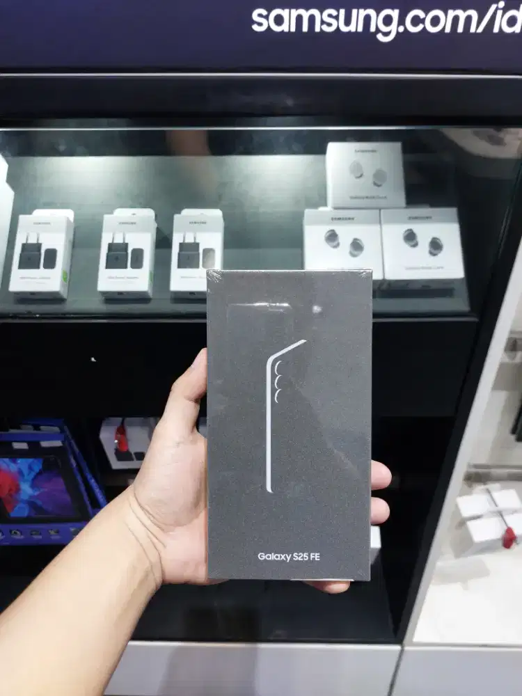 Samsung s25 FE promo cashback , free Adapter