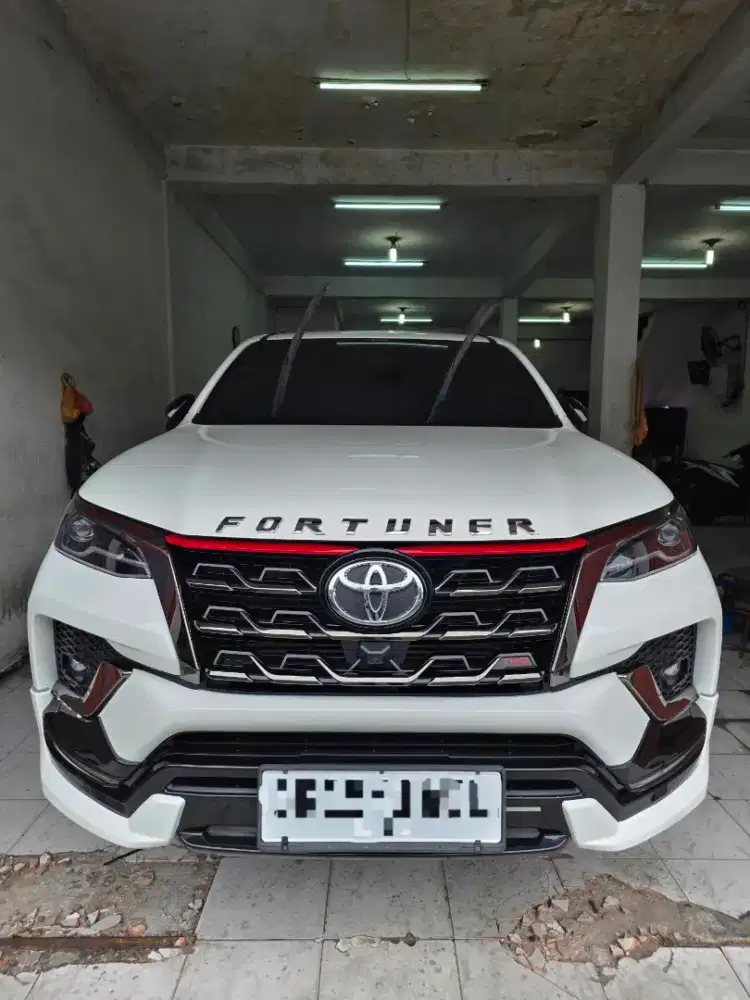 Toyota Fortuner 2.4VRZ TRD Sportivo A/T (Facelift) 2020