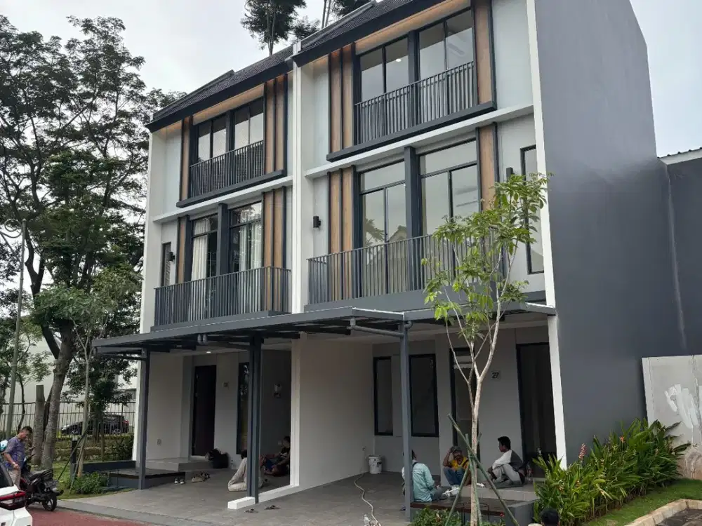 New Malibu Village, Akses Prima New Release! Rumah 3 Lantai Gading Serpong Under 2Man