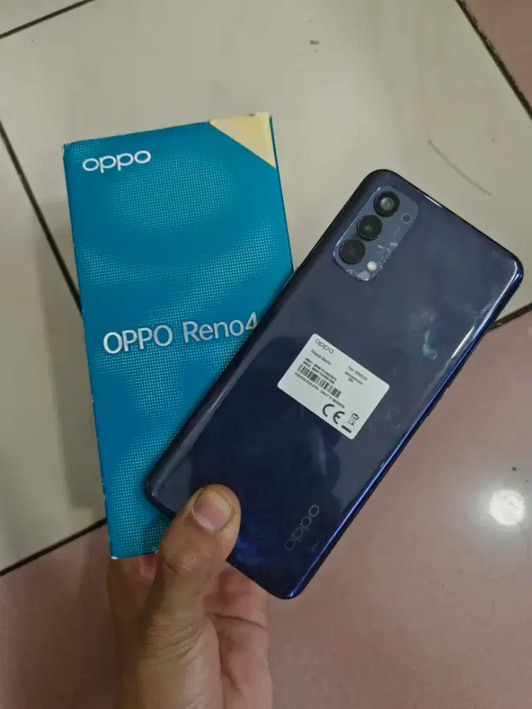 Reno 4 8/128 lengkap