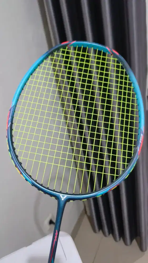 Raket Victor Thruster HMR