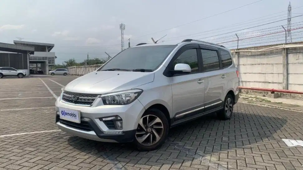 Wuling Confero S 1.5 C Bensin-MT 2019