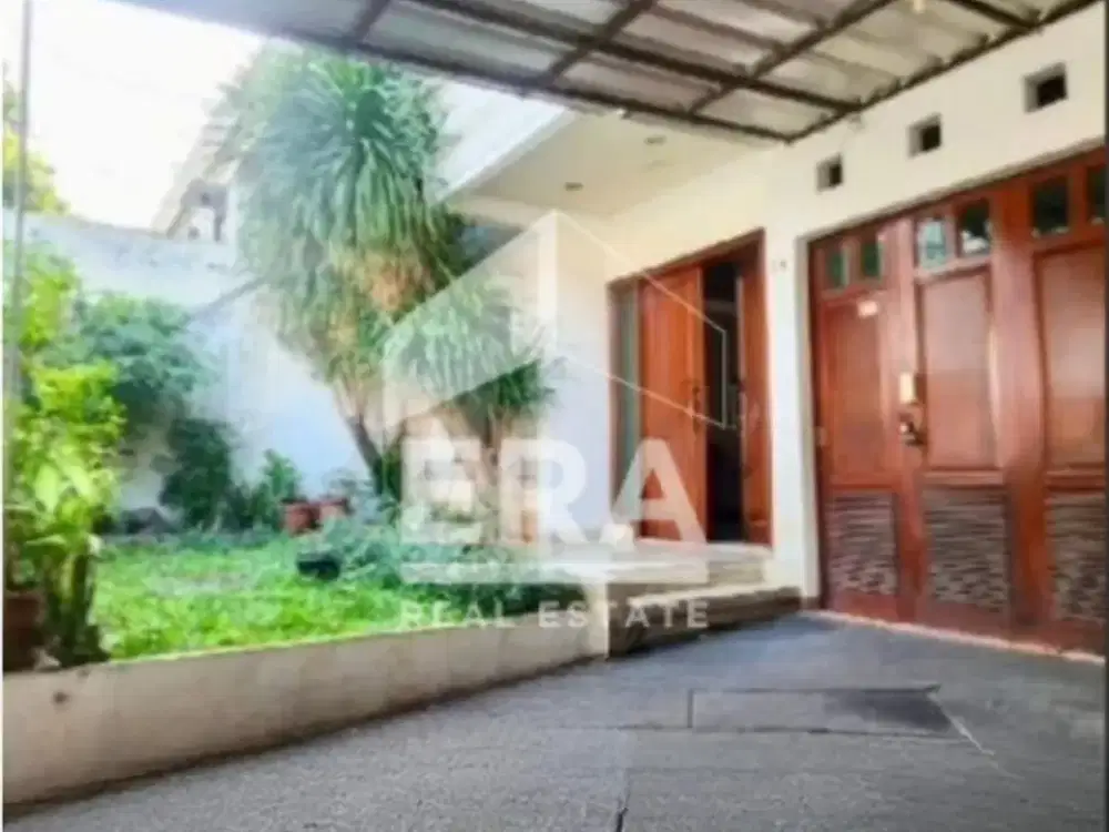 Dijual Rumah Lokasi Strategis Di Kebayoran Baru Dekat Mall Gandaria CIty