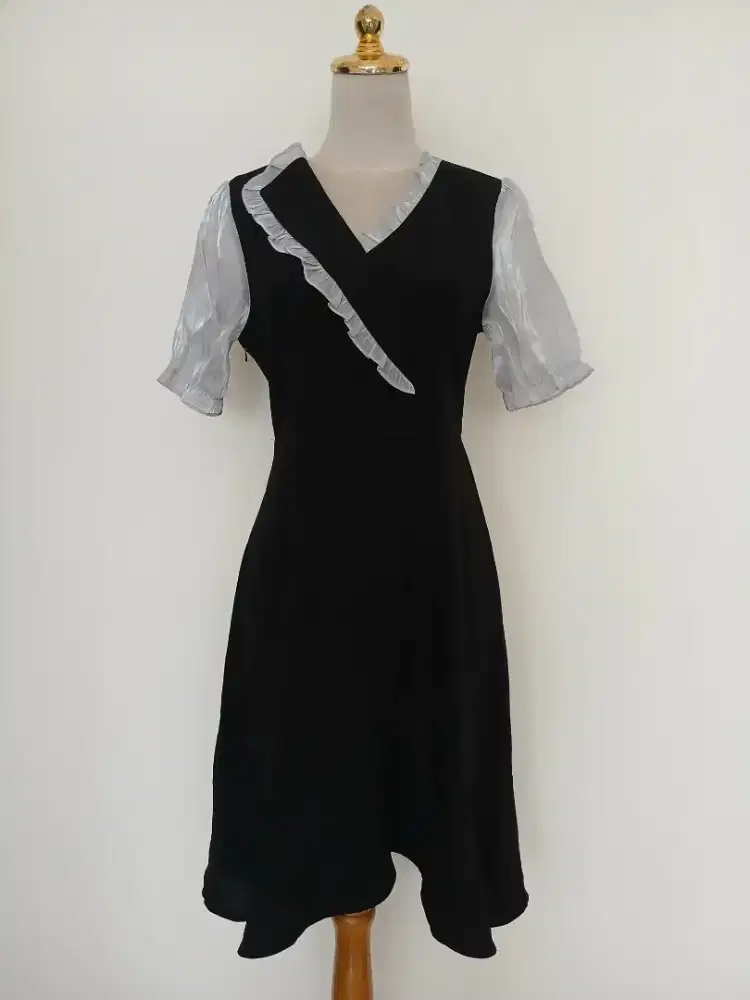 Baju terusan dress HFDY size M, preloved