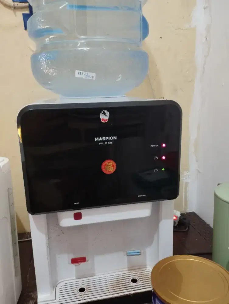 Dispenser dan galon maspion