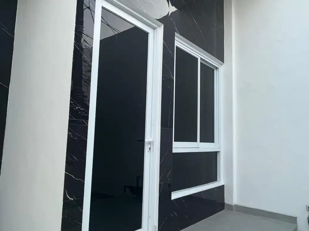 DIJUAL CEPAT Rumah NEW Siap Huni 2.5 Lantai  Di Janur Asri Kelapa Gading