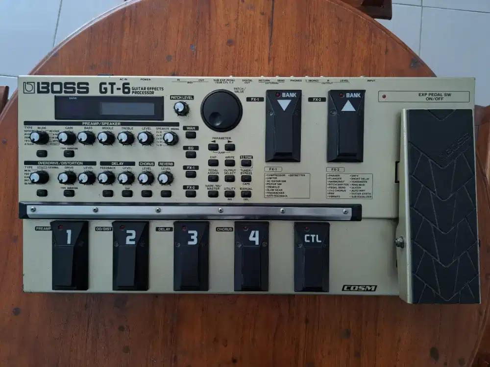 DIJUAL EFEK GITAR BOSS GT 6