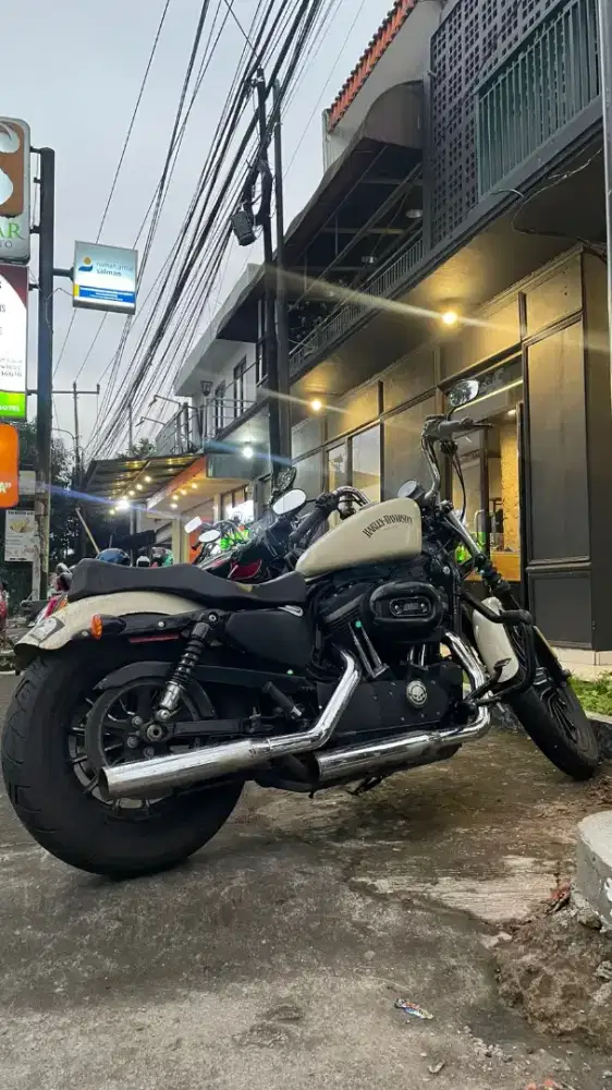 Harley-Davidson Sportster 883 Tahun 2014 – Siap Pakai, Gagah & Terawat
