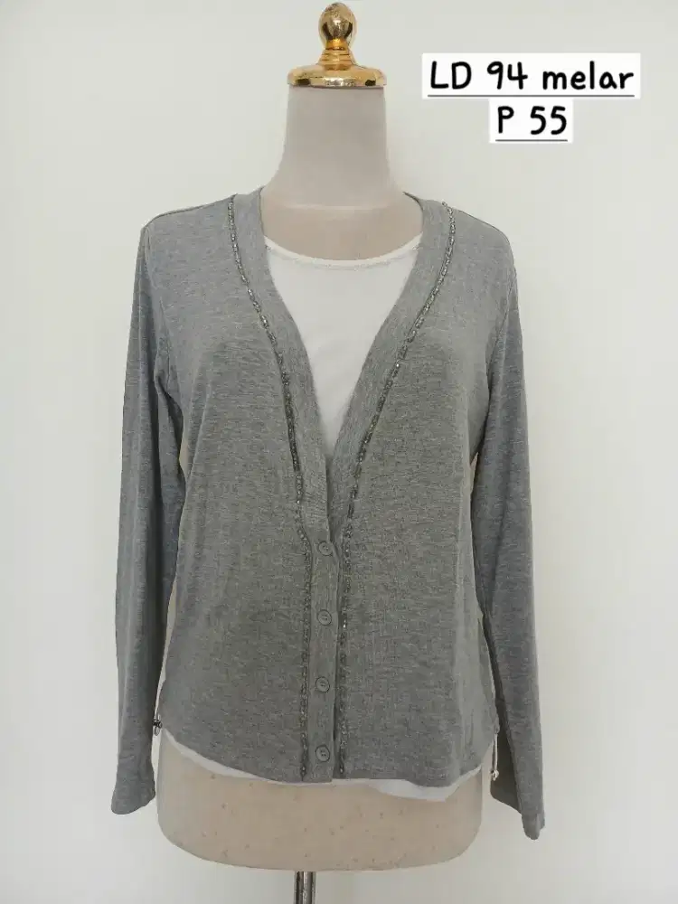 Baju atasan sweatshirt Louis Lambert size L, preloved