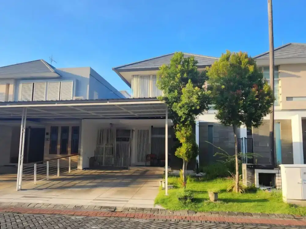 Rumah Minimalis, Full Furnished & Strategis di Pakuwon Indah, SBY