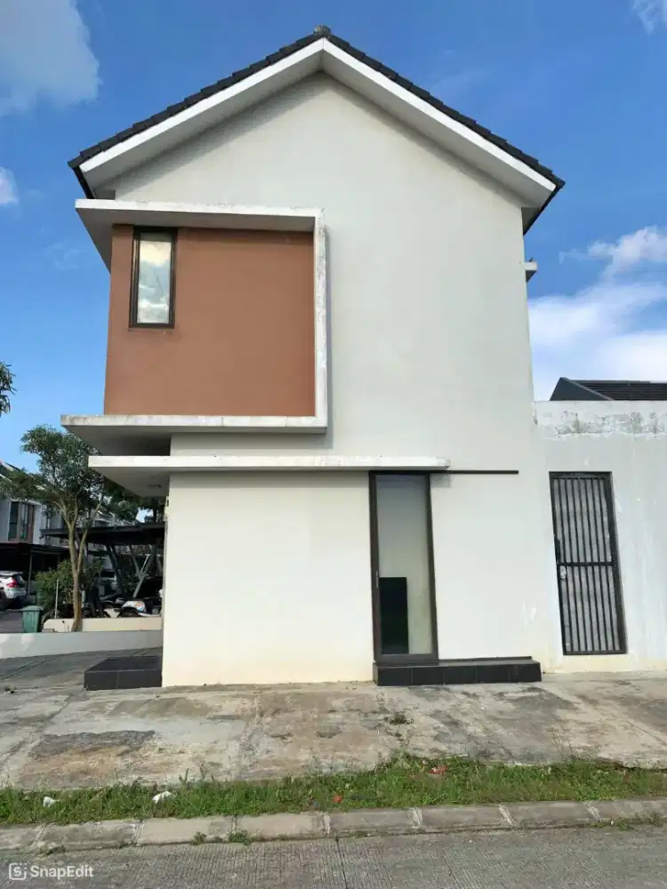 DIJUAL CEPAT Rumah Hoek Baru Emerald Residence Sepatan