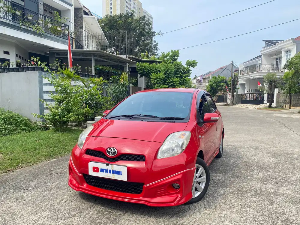 FOR SALE Toyota Yaris E AT MATIK2013 MURAH