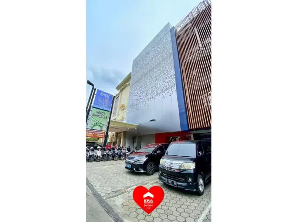Gedung 5 Lantai di Jl Melawai Raya, Kebayoran Baru Jakarta Selatan