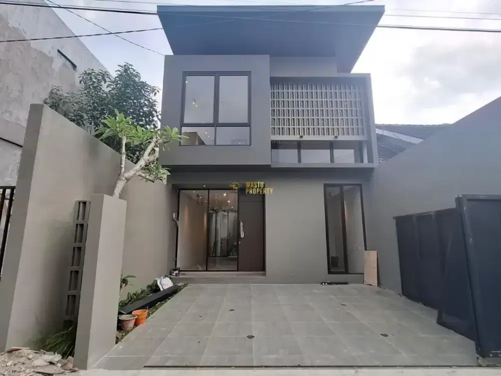 RUMAH SIAP HUNI FULL FURNISHED DEKAT JALAN KALIURANG KM 8,5 DI SLEMAN