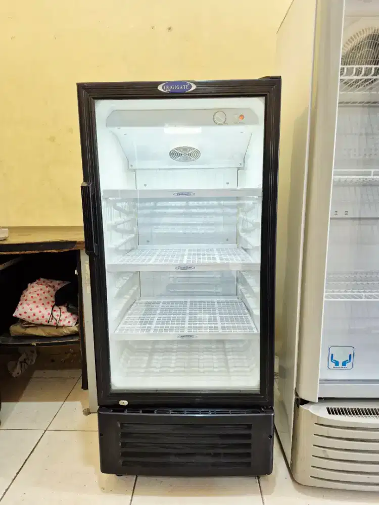 SHOWCASE FRIGIGATE TERBARU MULUS