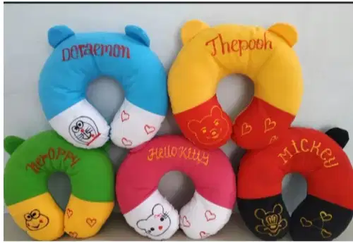 Bantal Leher Unik  Lembut & Nyaman