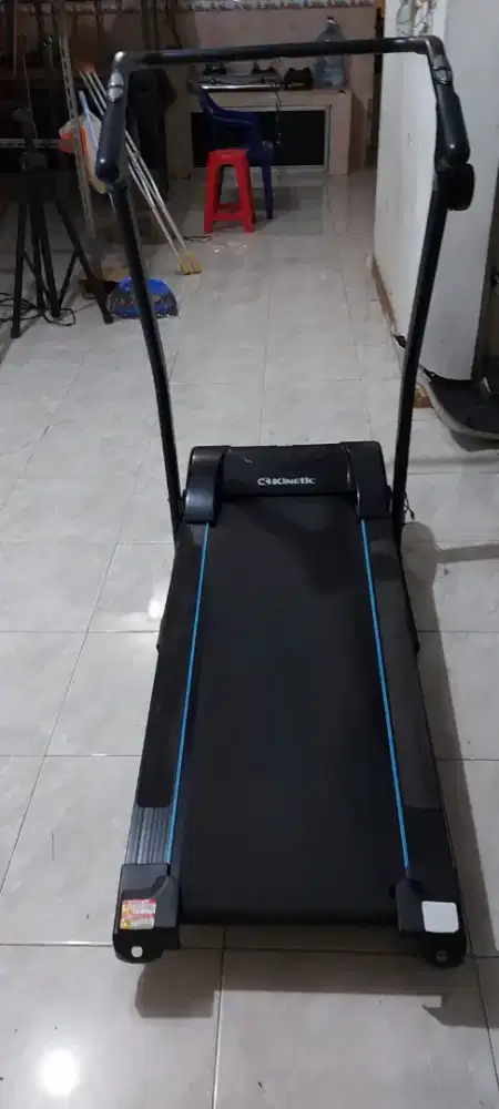 Treadmill kinetic