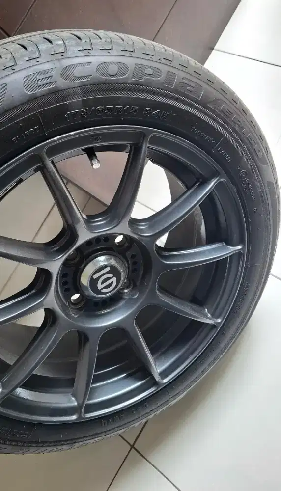 Jual Velg R15 / Barter Velg Ori Suzuki IGNIS