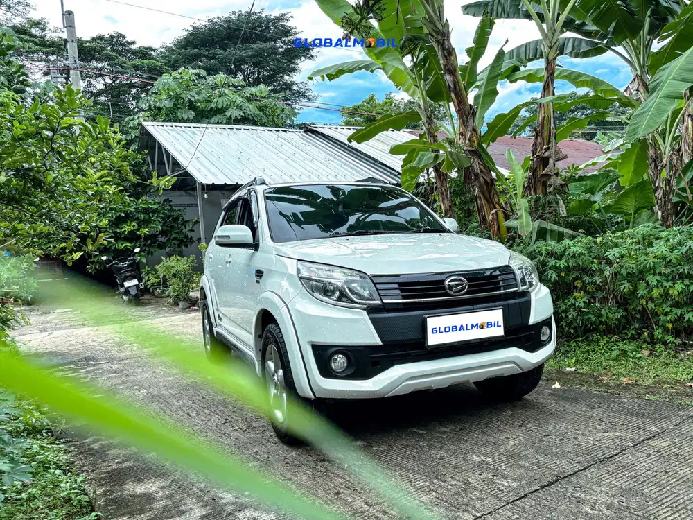 DAIHATSU TERIOS 1.5 R 2017 LIMITED EDITION MATIC GENAP