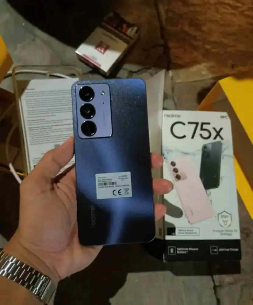 Realme C75x ram 8/128