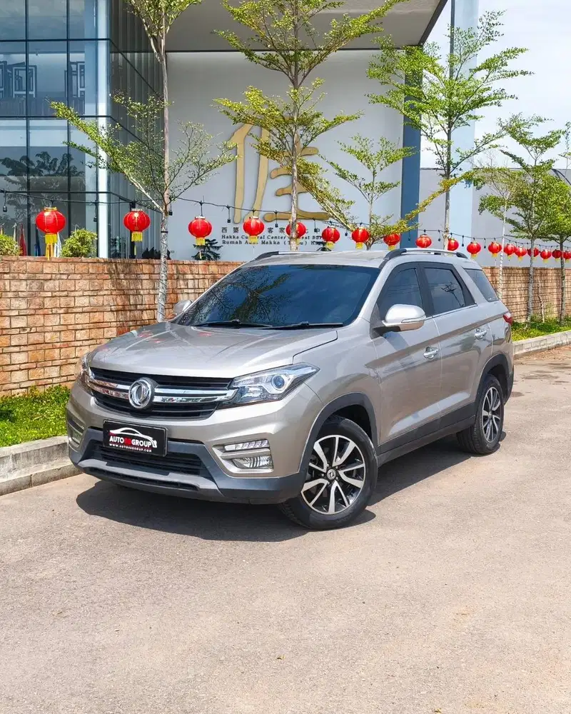 DFSK GLORY 560 (SILVER) 1.5 A/T (2021)