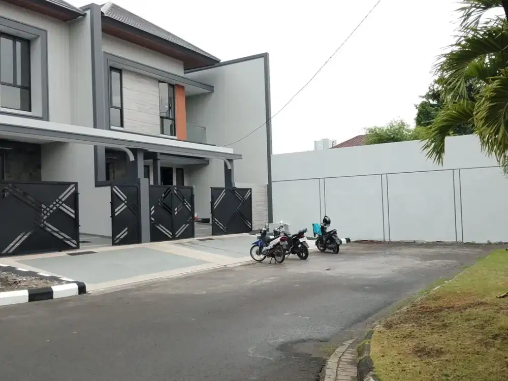 Rumah di Sutorejo Prima Selatan Surabaya Kondisi Baru Gress Siap Huni