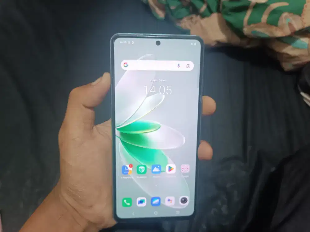 Vivo v27e ram 8/256gb batangan