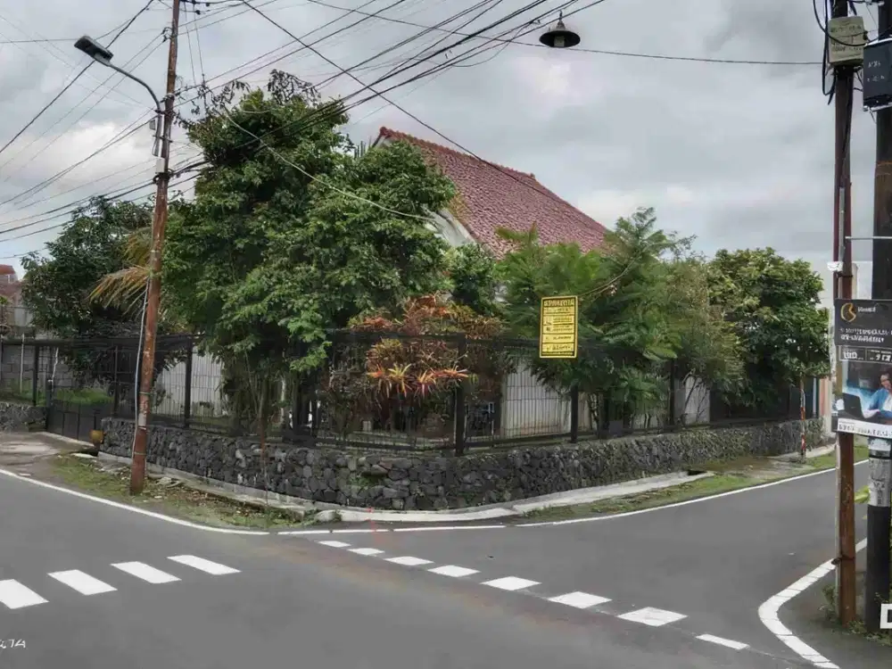 RUMAH HOOK ASRI AREA JL KESATRIAN RAMPAL MALANG