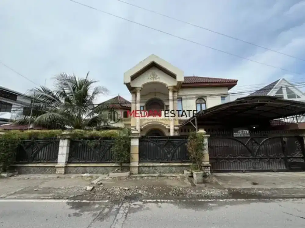 DI JUAL VILLA LUX DI DAERAH SETIA BUDI JL. KARYAWAN MEDAN!!!