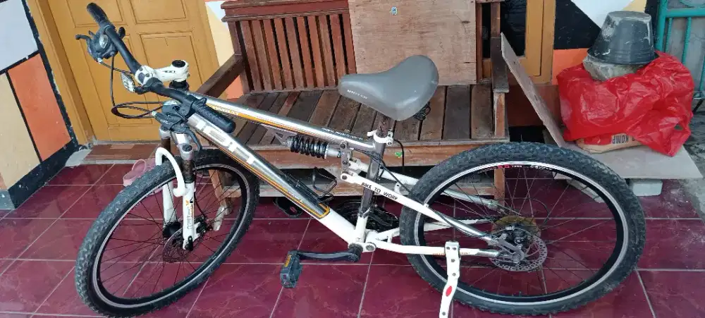 Sepeda Gunung Dual Shock
