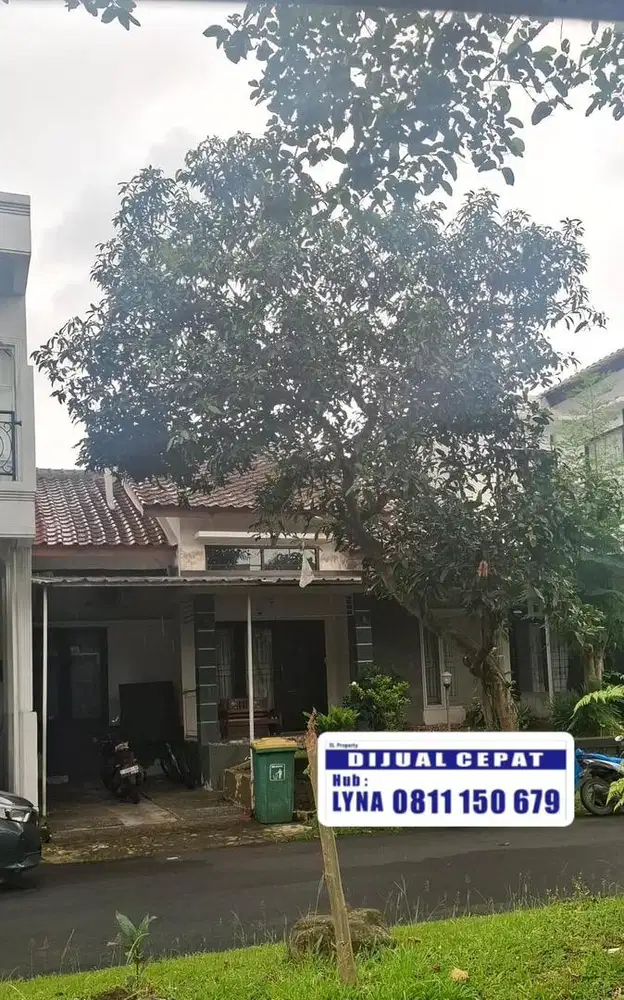 Di Jual Rumah strategis. Tengah kota.