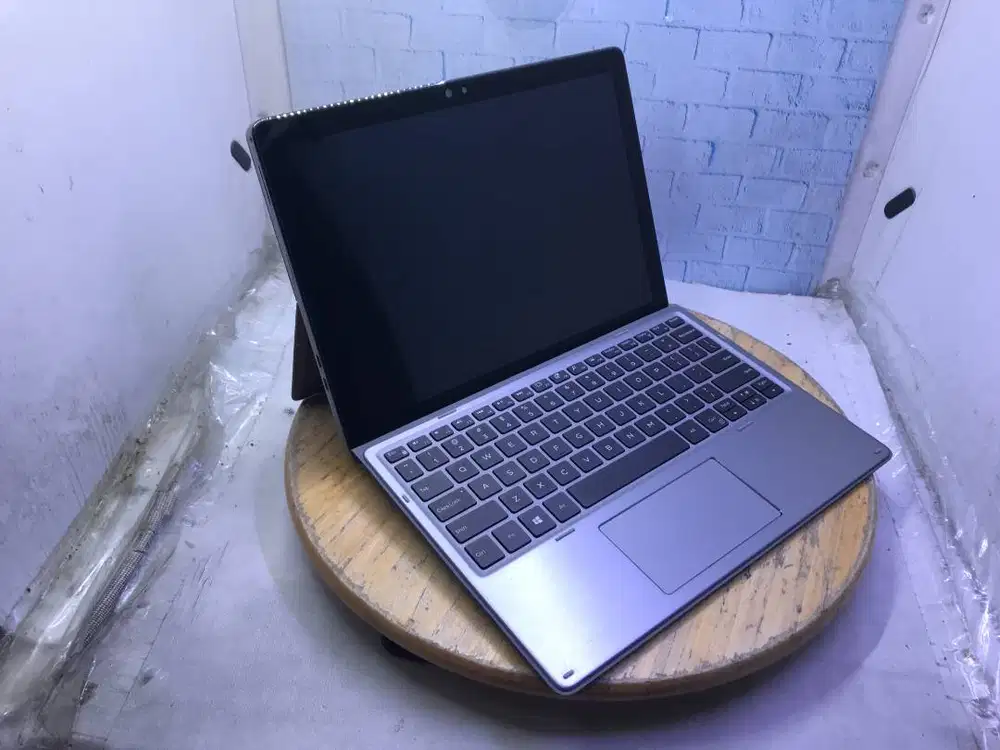 DELL LATITUDE 7210 2IN1 TOUCH I7 10610U 512GB SSD 16GB RAM FHD CAM BAC