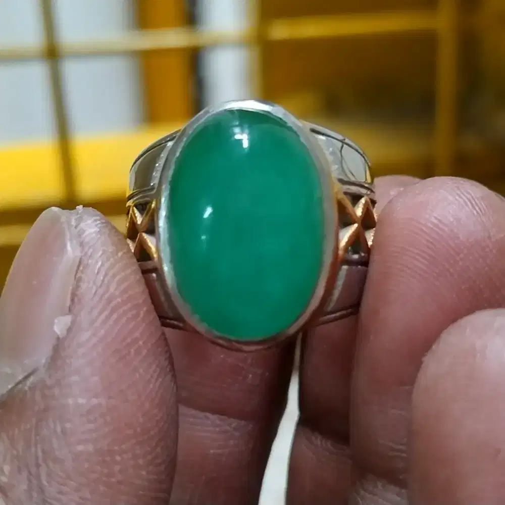 Giok burma type b jadeite jade natural